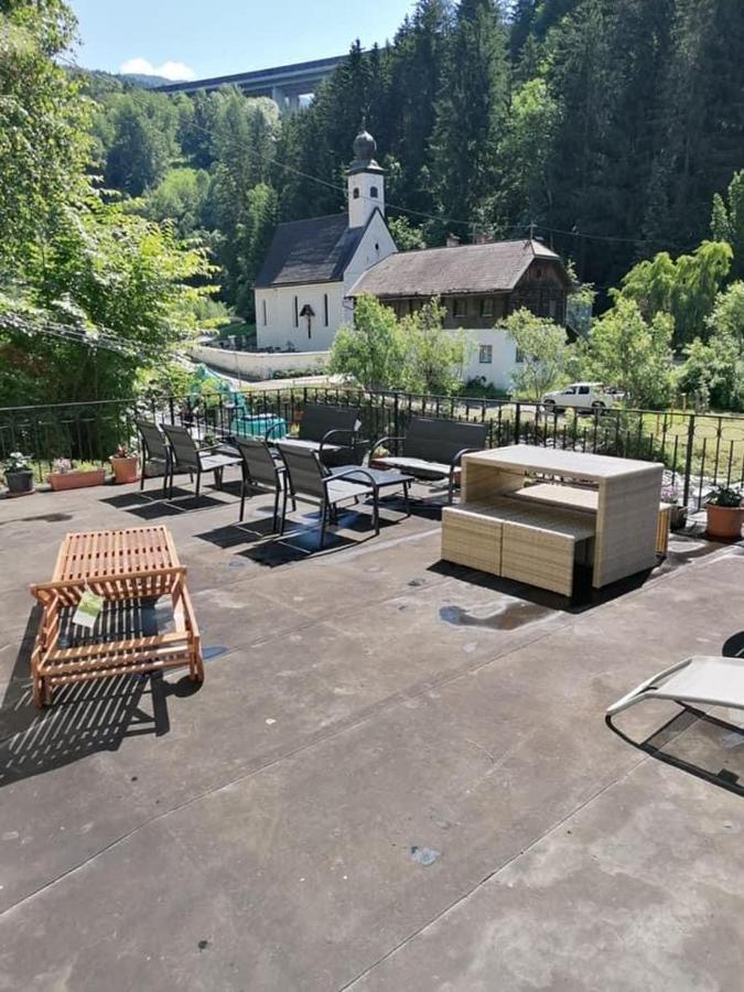 Large Family Holiday Home Siren Stays Leoben  Bagian luar foto