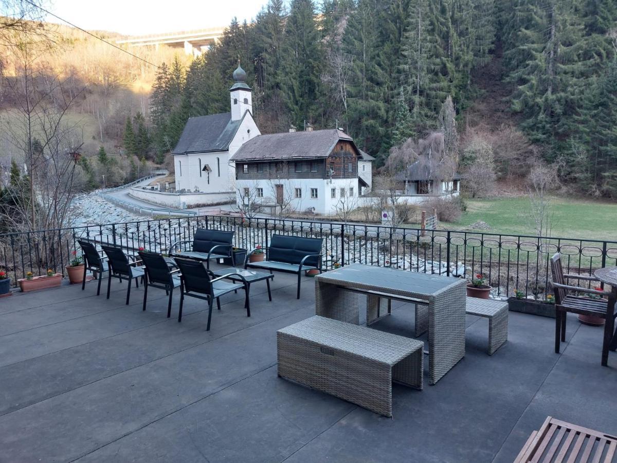 Large Family Holiday Home Siren Stays Leoben  Bagian luar foto