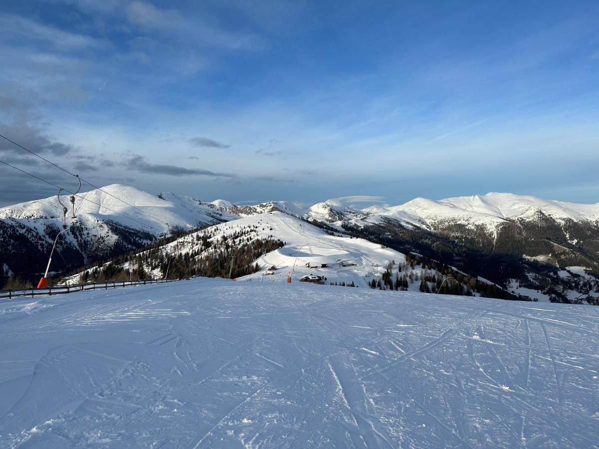 Large Family Holiday Home Siren Stays Leoben  Bagian luar foto